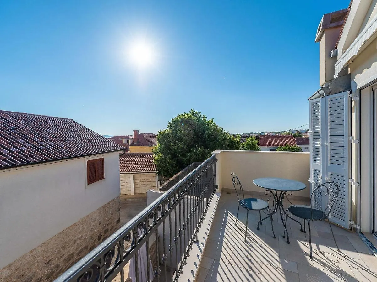 Private Holiday Home In Petrcane By The Sea Kozino